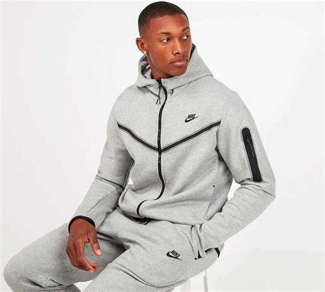 nike tech fleece 2 kleuren|grey nike tech fleece tracksuit.